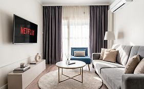 Golden Skyline Suites - Mennica Residence - Panoramic City View